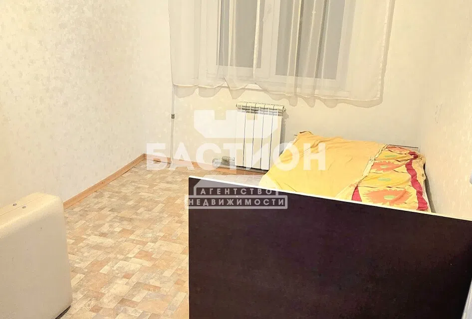 Продаётся 4-комнатная квартира, 64 м²