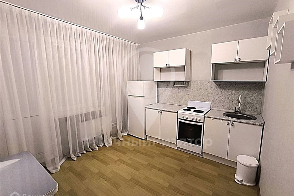 Продаётся 1-комнатная квартира, 37.5 м²