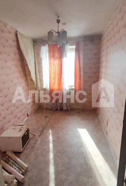Продаётся 4-комнатная квартира, 82.6 м²