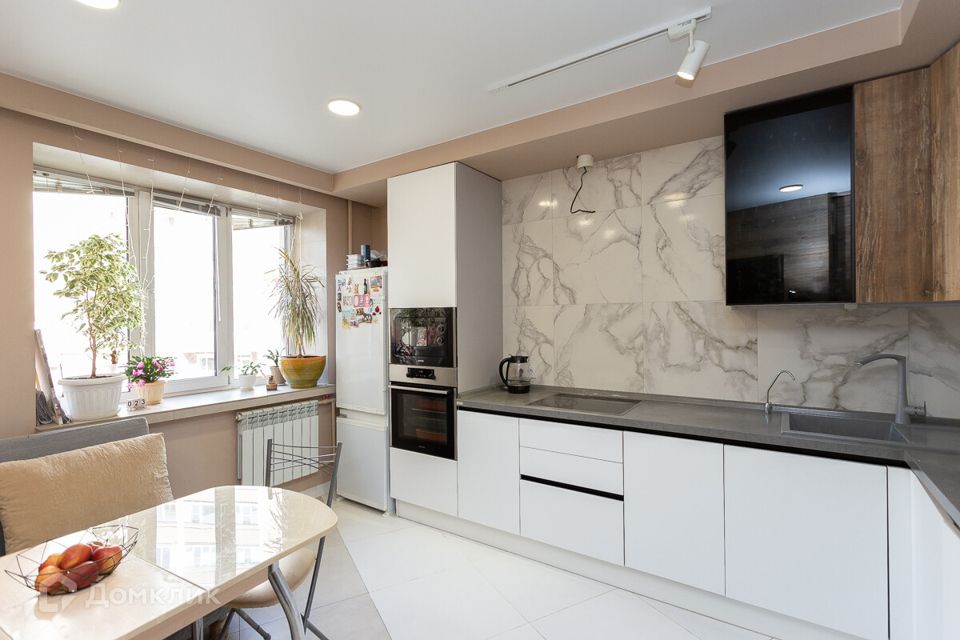 Продаётся 3-комнатная квартира, 91.6 м²