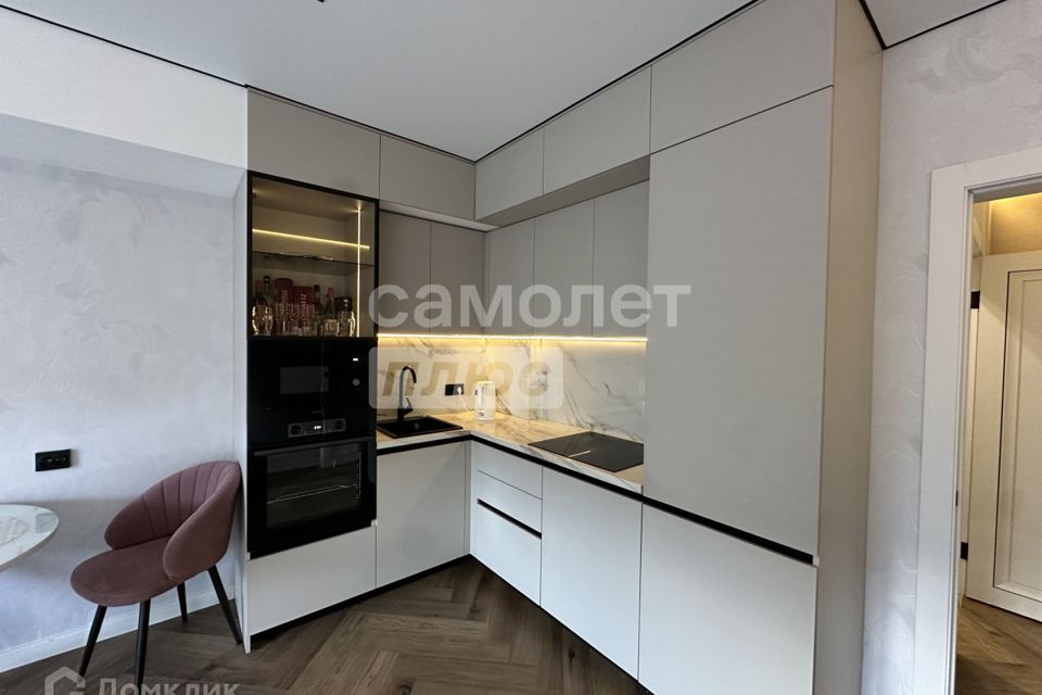 Продаётся 3-комнатная квартира, 63.3 м²