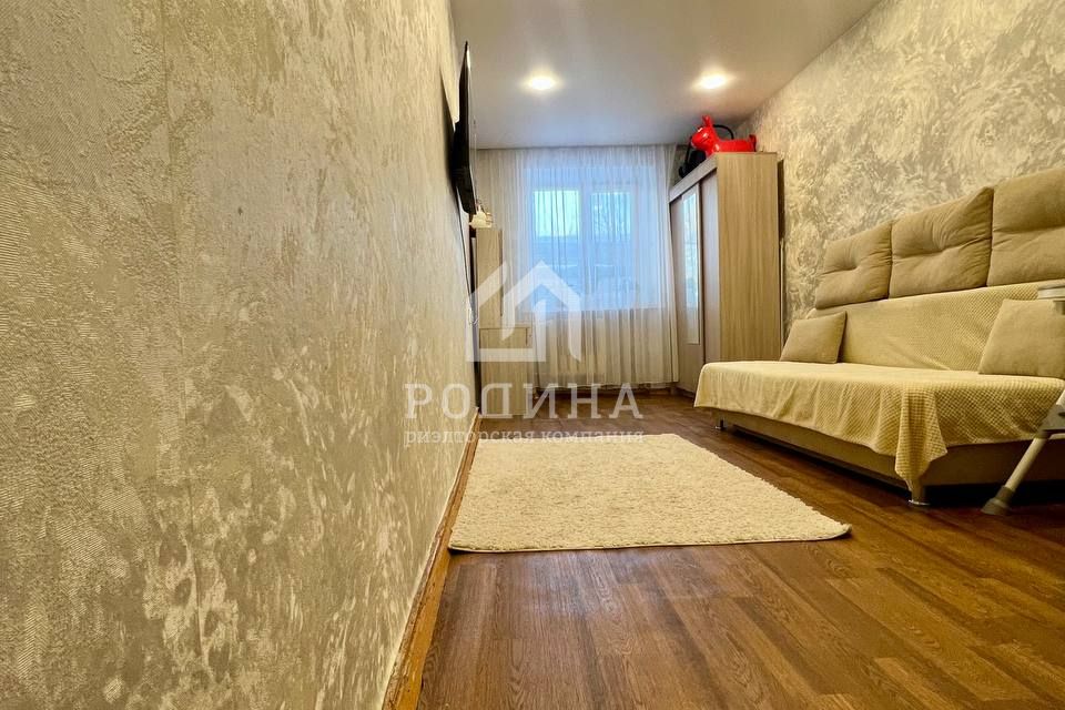 Продаётся 3-комнатная квартира, 57.7 м²