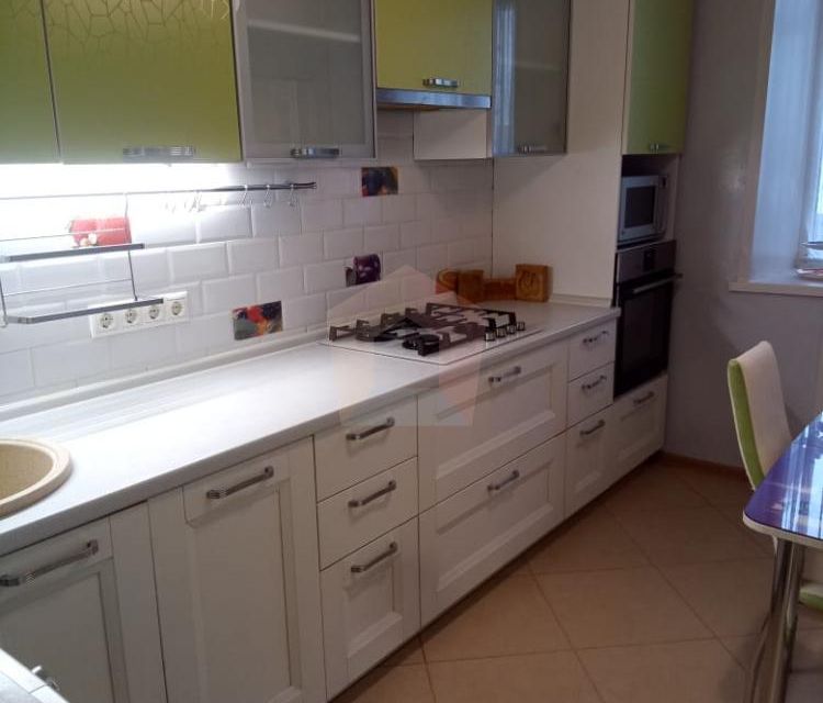 Продаётся 3-комнатная квартира, 59.7 м²
