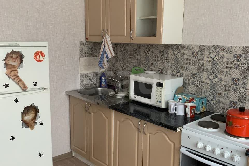 Сдаётся 2-комнатная квартира, 57 м²
