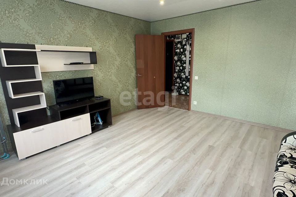 Сдаётся 1-комнатная квартира, 38 м²