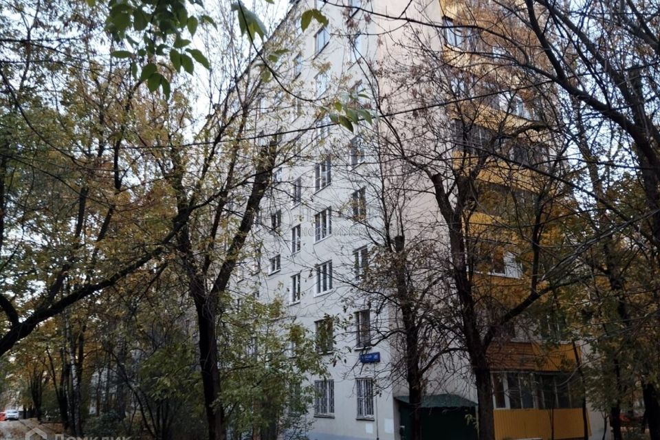 Продаётся 4-комнатная квартира, 62.3 м²