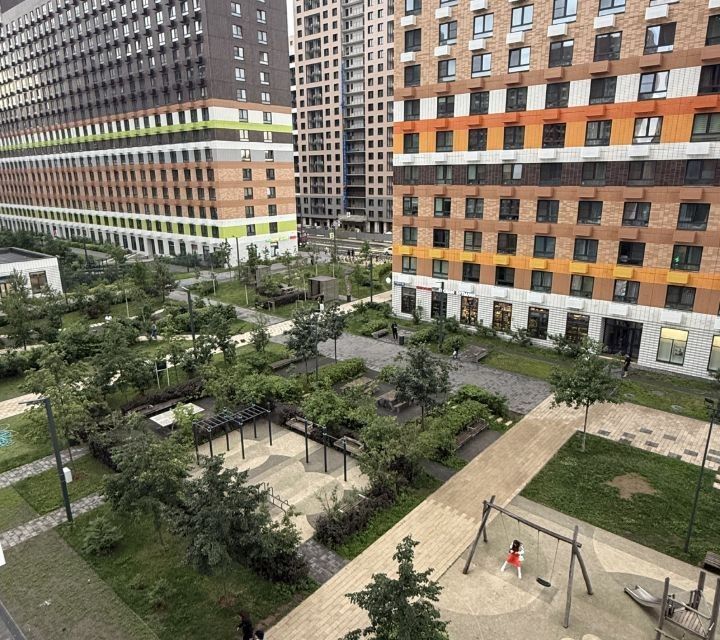 Продаётся 1-комнатная квартира, 42 м²