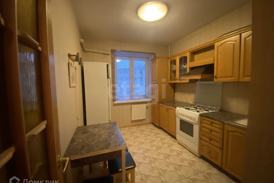 Продаётся 1-комнатная квартира, 40.7 м²