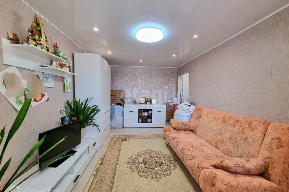Продаётся 3-комнатная квартира, 55.4 м²