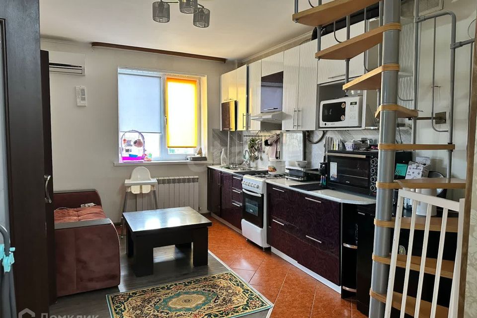 Продаётся 2-комнатная квартира, 79 м²