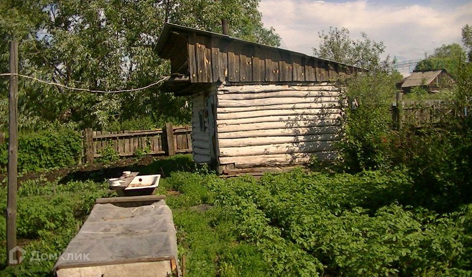 Курилка мастерской. : Мастерская