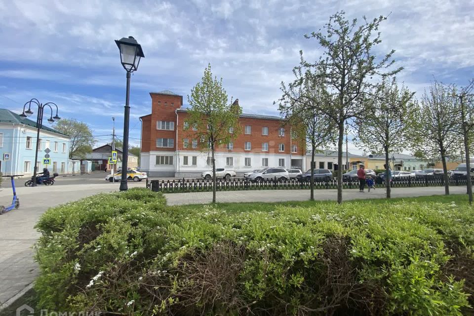 Продаётся 3-комнатная квартира, 120.4 м²