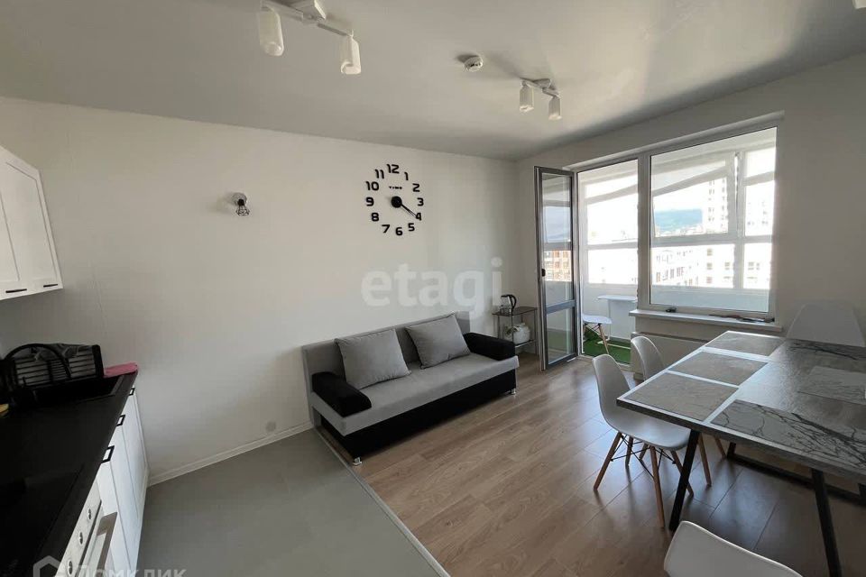 Продаётся 2-комнатная квартира, 61.5 м²