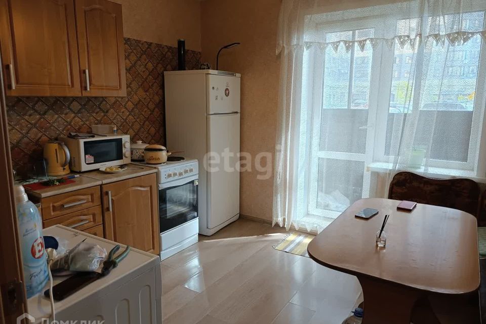 Продаётся 1-комнатная квартира, 40.4 м²
