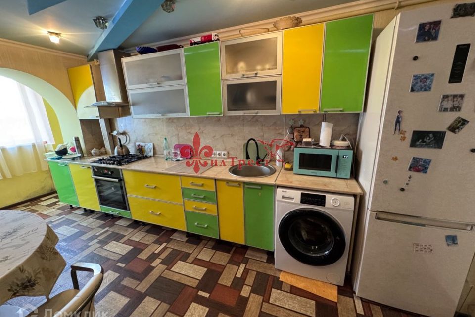 Продаётся 2-комнатная квартира, 78 м²