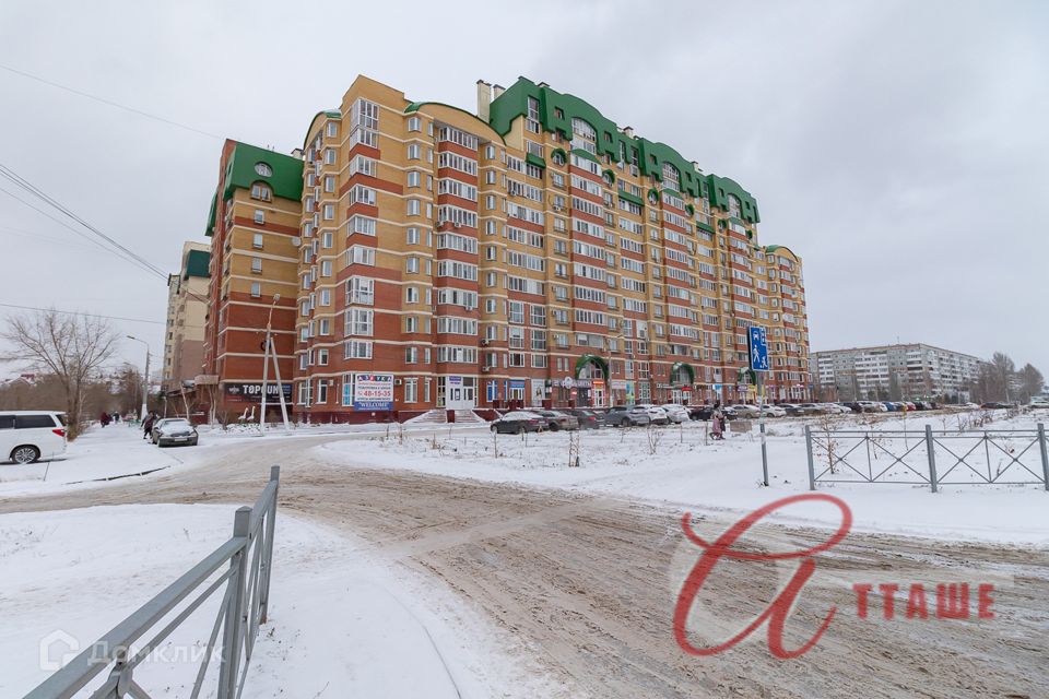Продаётся 2-комнатная квартира, 65 м²