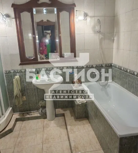 Продаётся 1-этажный дом, 232 м²