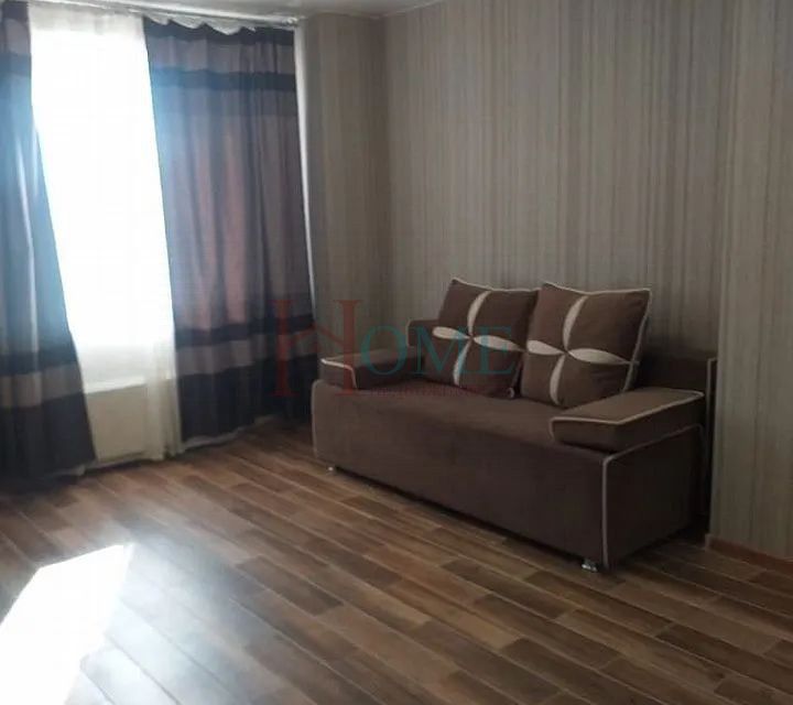 Сдаётся 1-комнатная квартира, 52 м²