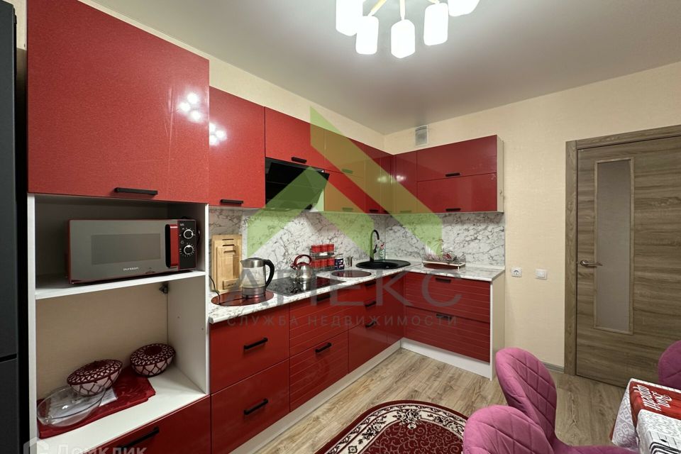 Продаётся 3-комнатная квартира, 75.9 м²