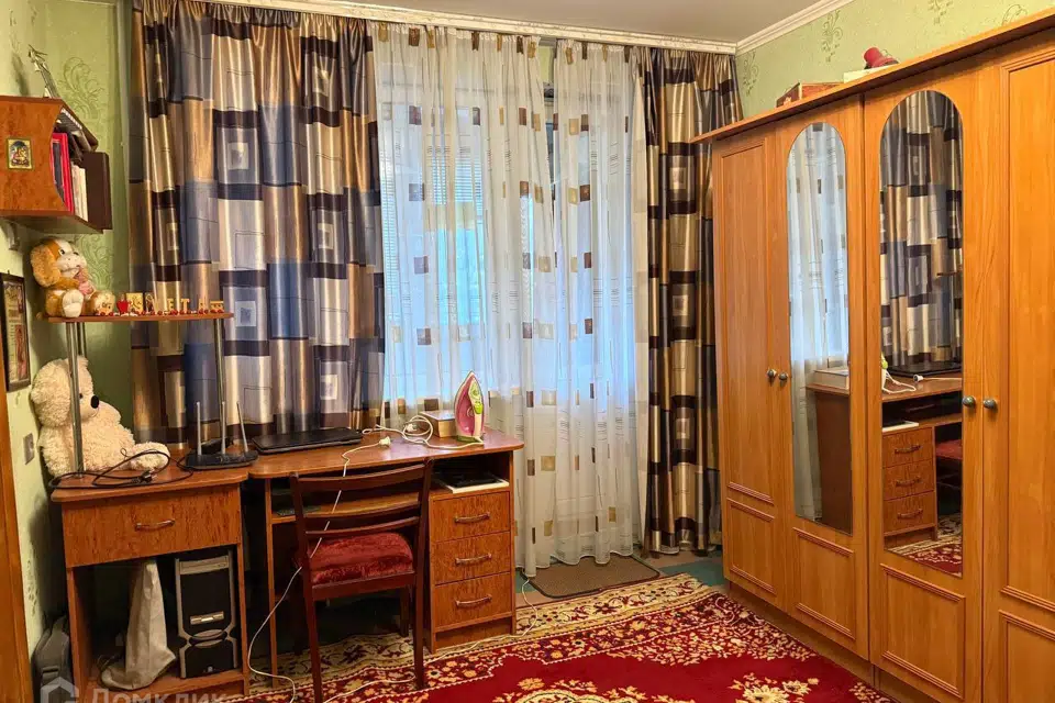 Продаётся 3-комнатная квартира, 57 м²