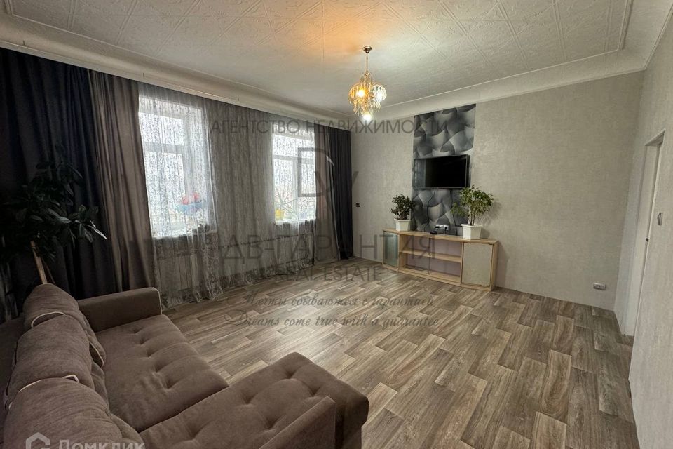 Продаётся 4-комнатная квартира, 94.9 м²