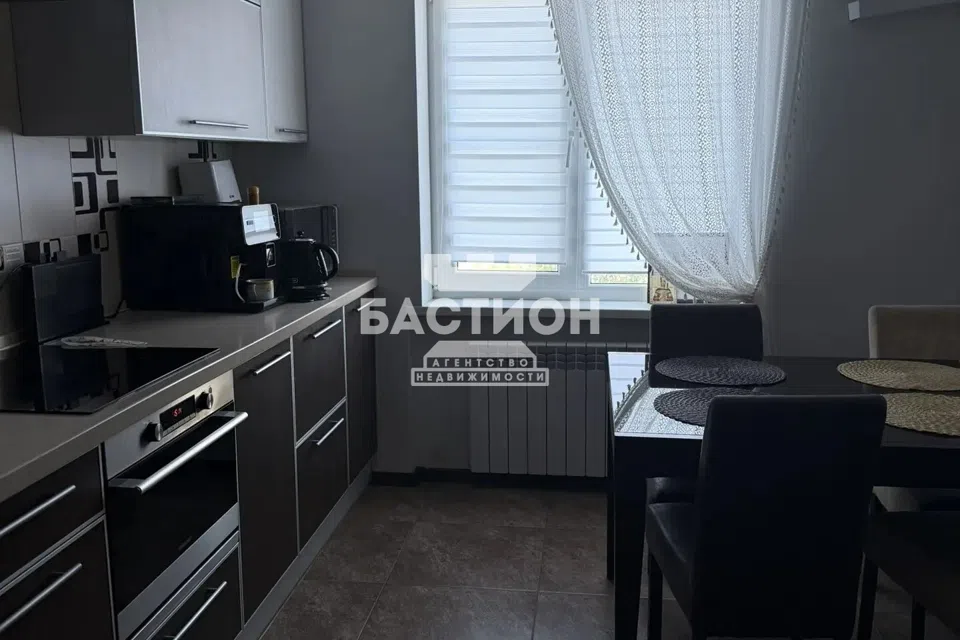 Продаётся 3-комнатная квартира, 70.8 м²