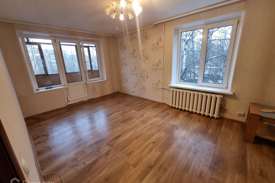 Продаётся 2-комнатная квартира, 41.8 м²