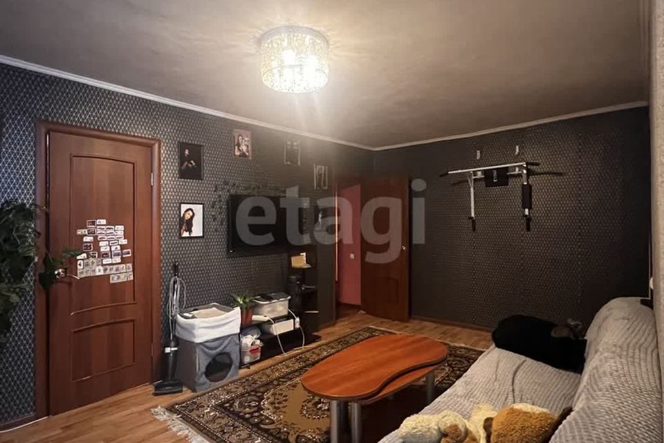 Продаётся 3-комнатная квартира, 56.6 м²