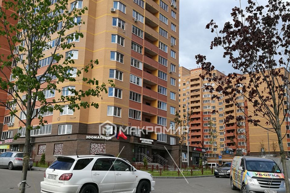 Продаётся 1-комнатная квартира, 43.8 м²