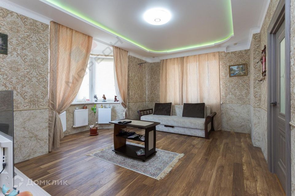 Продаётся 2-комнатная квартира, 65 м²