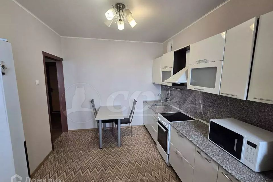 Продаётся 1-комнатная квартира, 41 м²