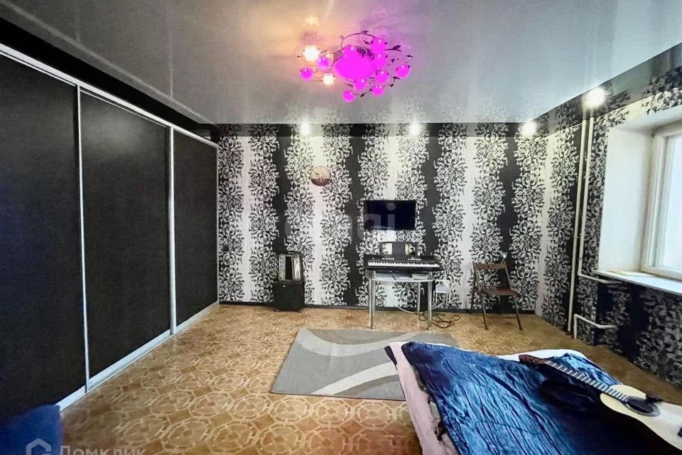 Продаётся 1-комнатная квартира, 41.6 м²
