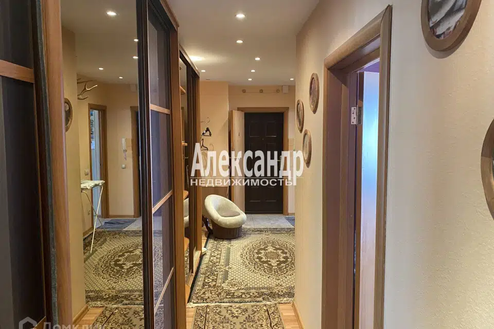 Продаётся 2-комнатная квартира, 67.4 м²