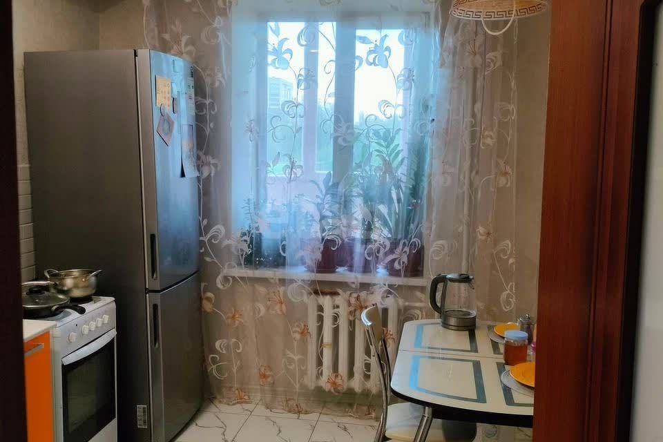 Сдаётся 1-комнатная квартира, 38 м²