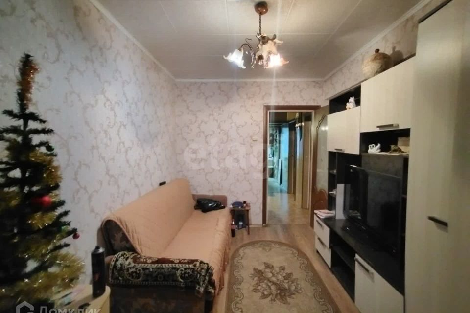 Продаётся 3-комнатная квартира, 61.7 м²