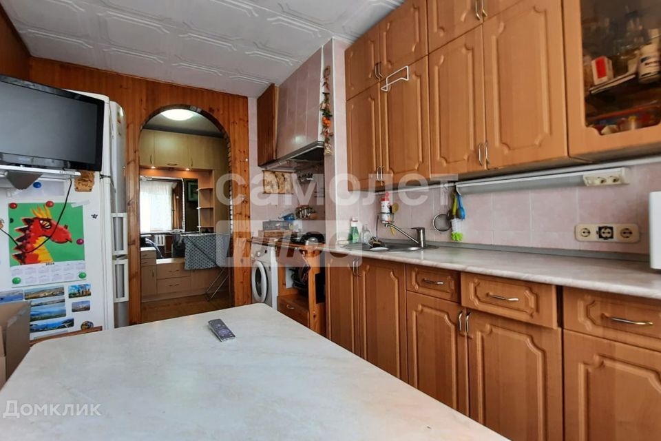 Продаётся 4-комнатная квартира, 75.1 м²