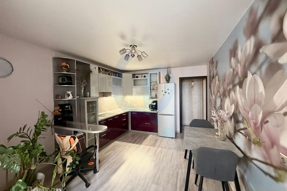 Продаётся 2-комнатная квартира, 67.1 м²