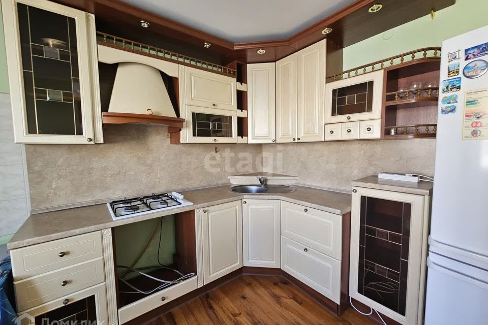 Продаётся 4-комнатная квартира, 98.9 м²