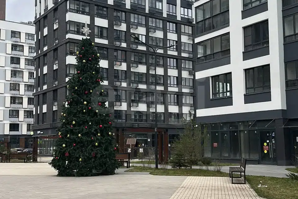 Продаётся 4-комнатная квартира, 66.5 м²