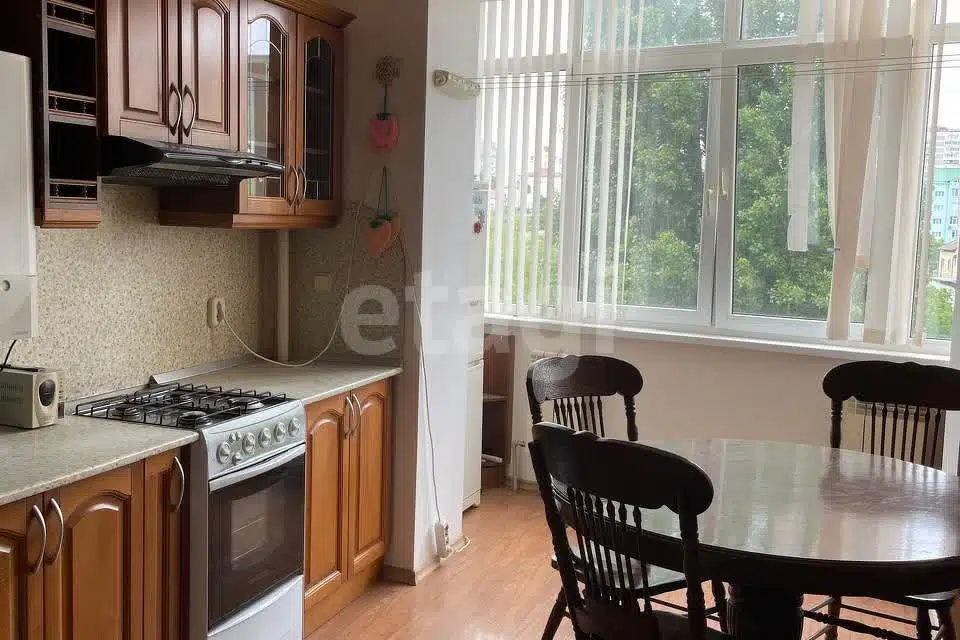 Продаётся 3-комнатная квартира, 74.5 м²