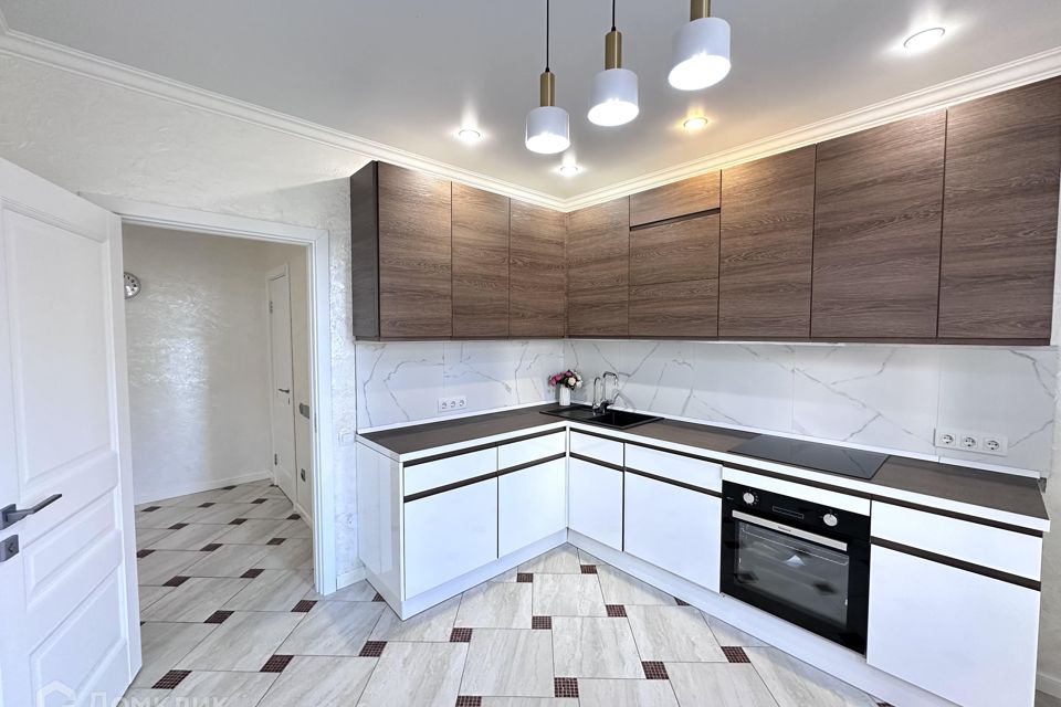 Продаётся 2-комнатная квартира, 63.1 м²