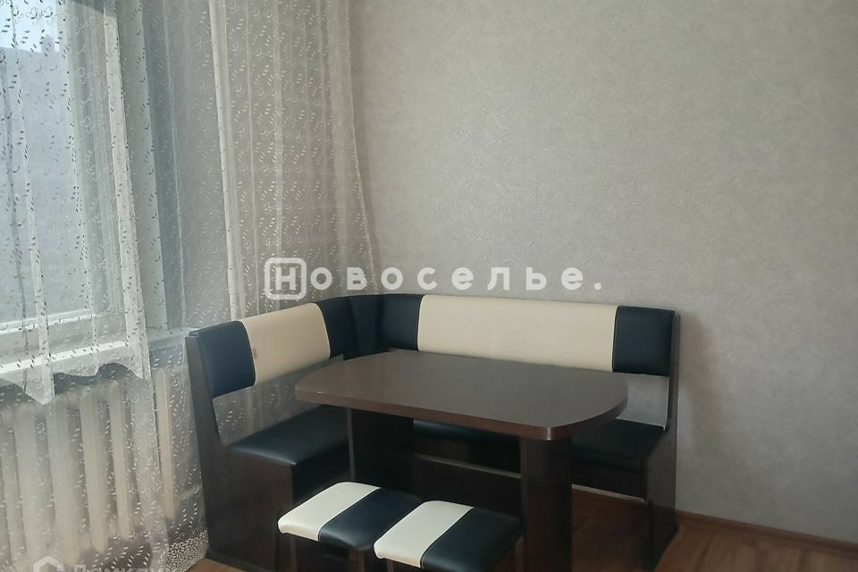 Продаётся 1-комнатная квартира, 35.2 м²