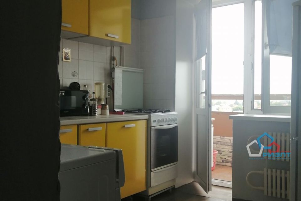 Продаётся 1-комнатная квартира, 35.7 м²