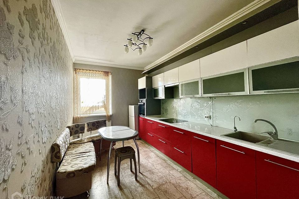Сдаётся 2-комнатная квартира, 64.5 м²