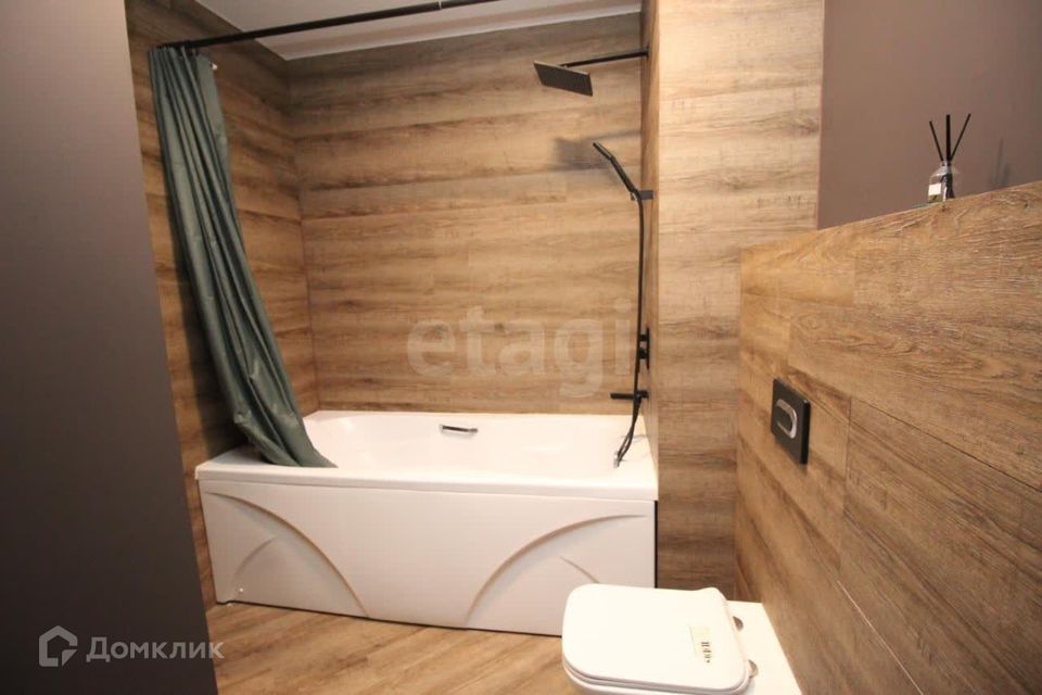 Продаётся 4-комнатная квартира, 93.9 м²