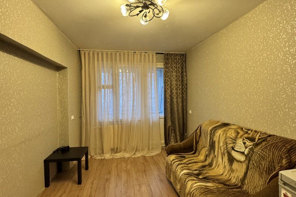 Продаётся комната в 3-комн. квартире, 13.6 м²
