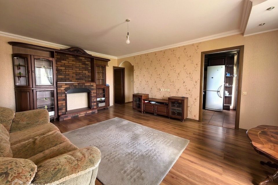 Продаётся 3-комнатная квартира, 64 м²
