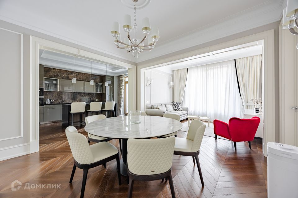 Продаётся 2-комнатная квартира, 87.2 м²