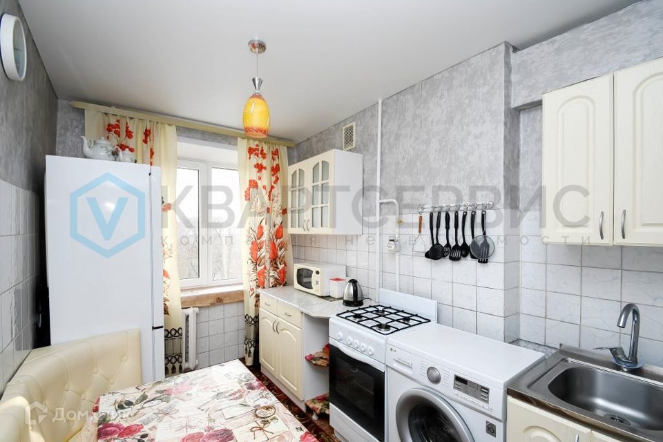 Продаётся 3-комнатная квартира, 61.6 м²