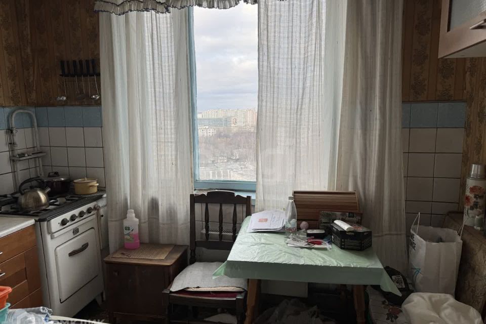 Продаётся комната в 3-комн. квартире, 63 м²